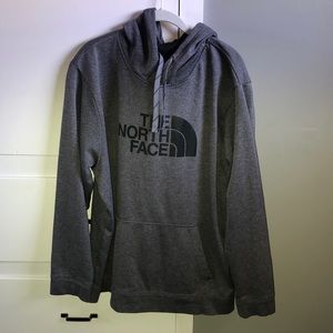 THE NORTH FACE SWEATSHIRT